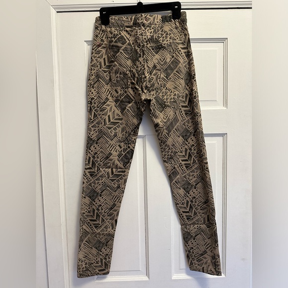 BDG HIGH WAISTED PATTERNED PANTS - Picture 4 of 5